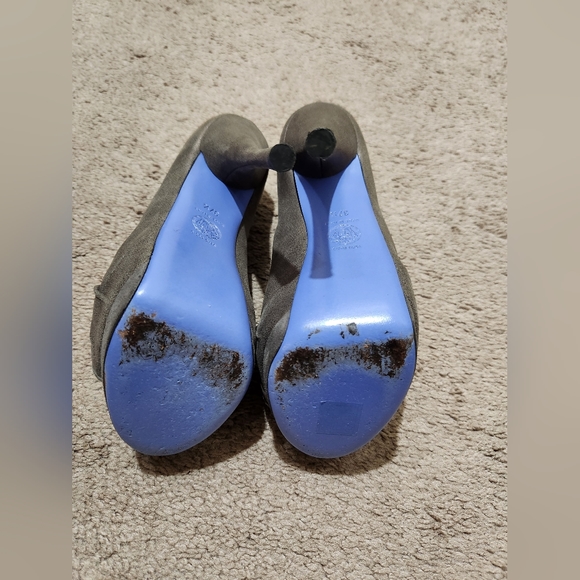 💥 Authentic💥 Versace Taupe Leather Platform Peep Toe Pumps Size 7.5M - Picture 8 of 9